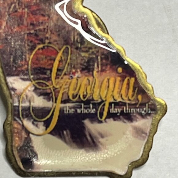 VTG Georgia The Whole Day Through 1996 Limited Edition Glossy Lapel Hat Pin - Picture 3 of 9